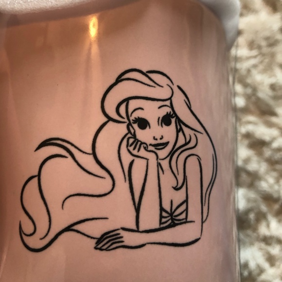 Ariel mug with topper - Picture 7 of 8